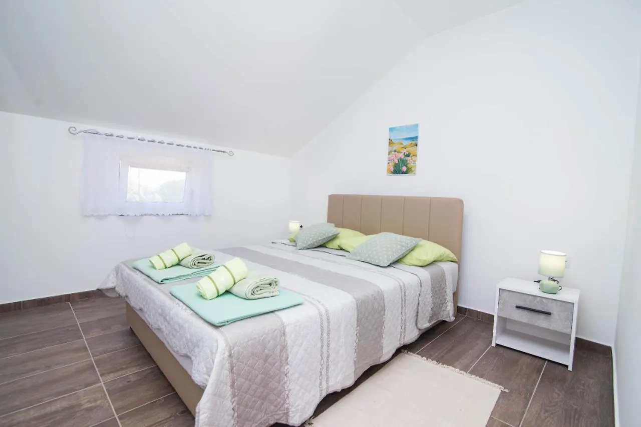 Tia Apartment Veli Losinj